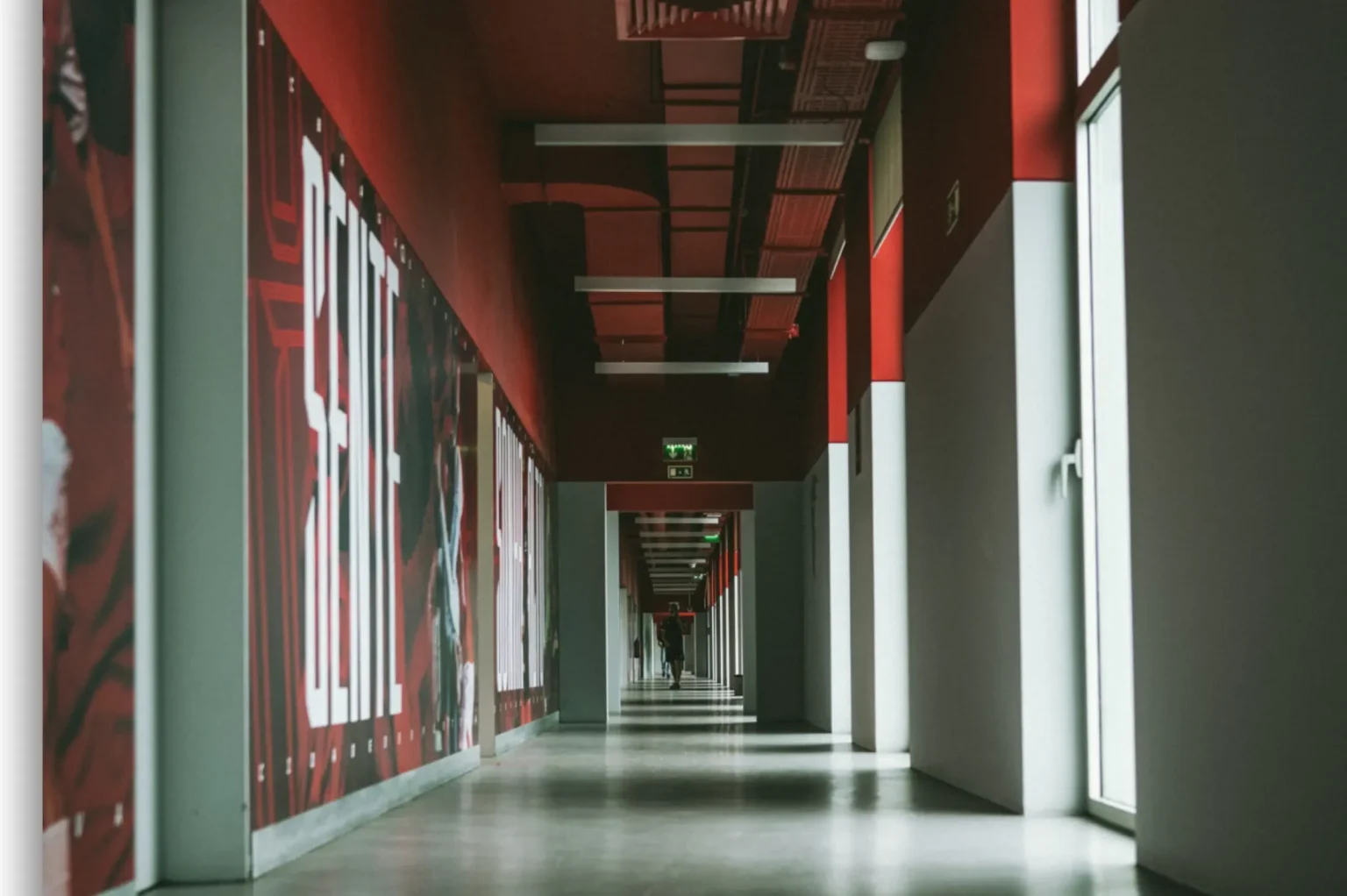Pasillo de las instalaciones de la ciudad deportiva del SC Braga - Panda SCB Cup